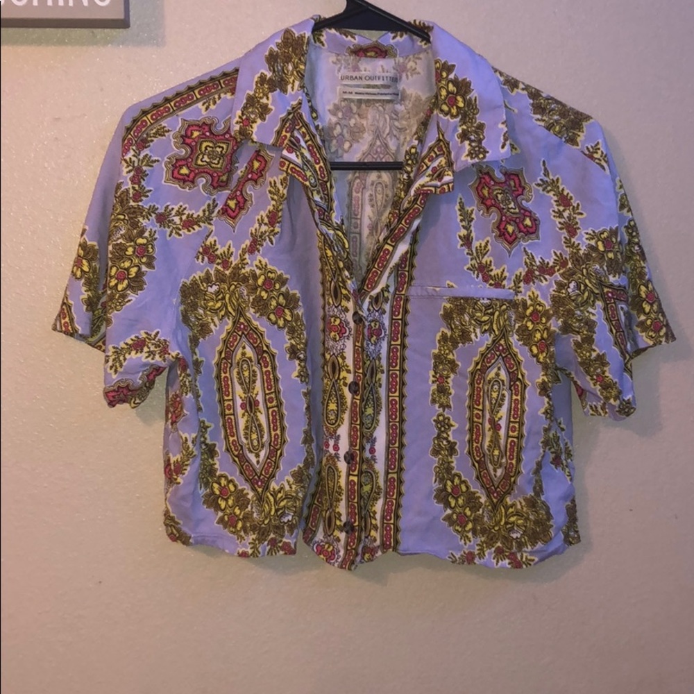 URBAN OUTFITTERS crop top